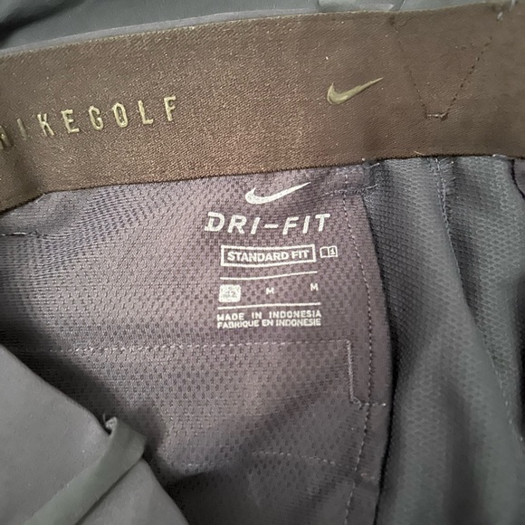 MENS nike golf dri fit shorts size medium - Picture 4 of 4